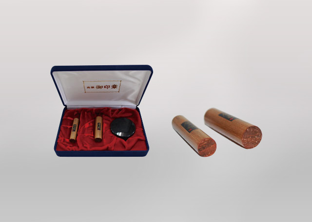 屋久杉工芸品の画像