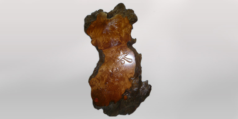 彫刻看板の画像