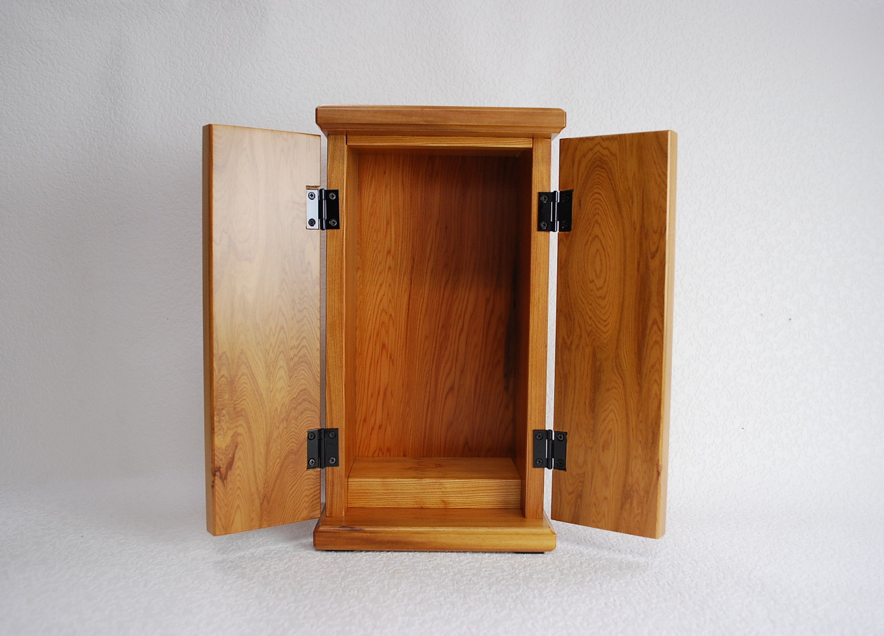 総無垢厨子の画像