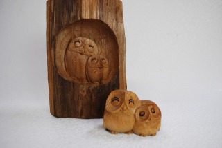 ふくろう　自然木の画像