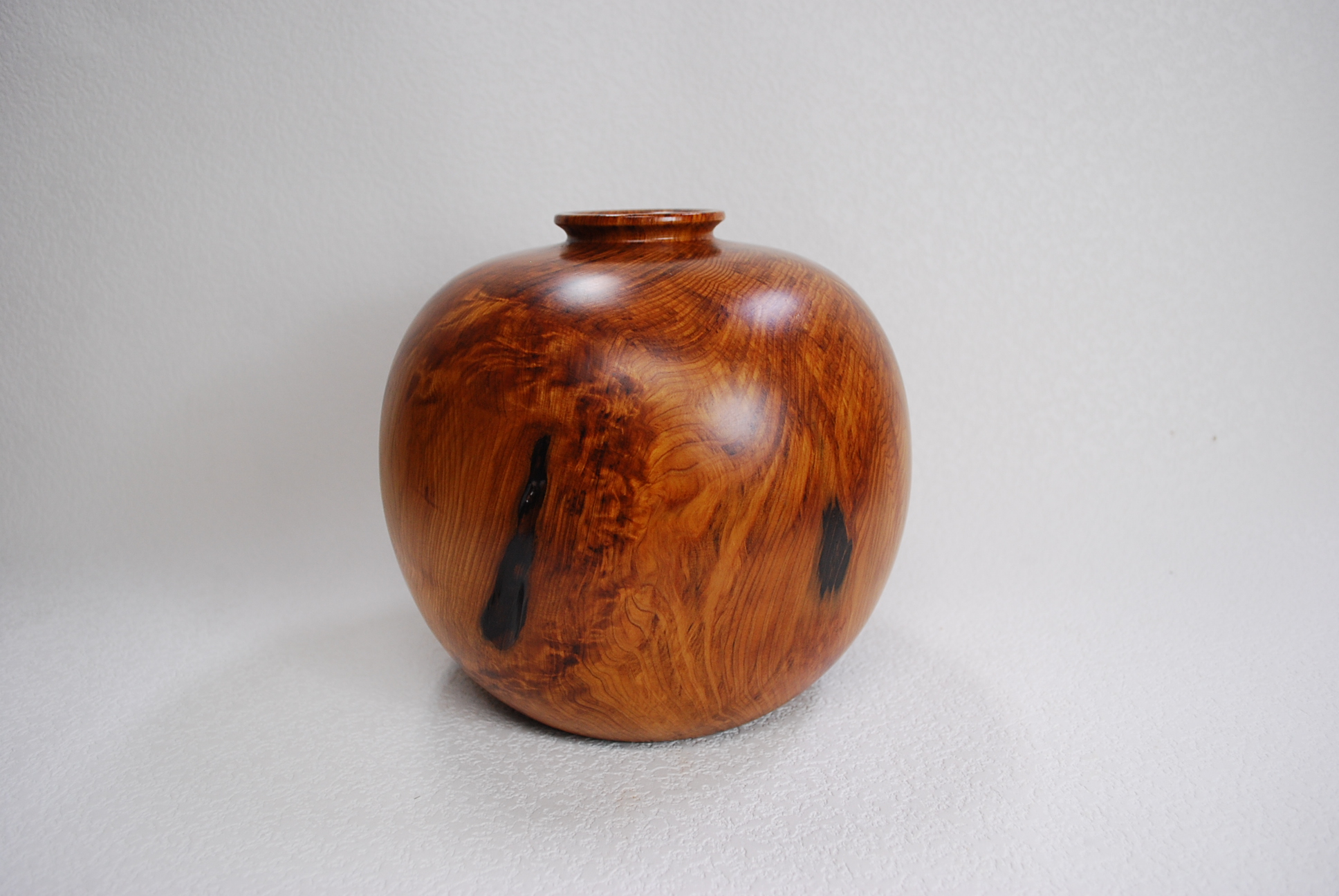 壺　油木材の画像