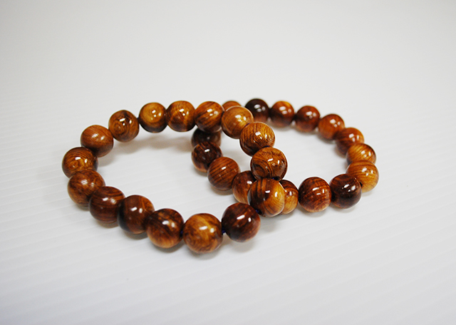 銘木屋久杉装身具の画像